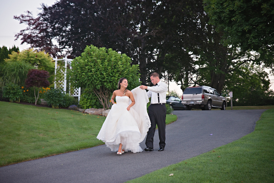 View More: http://brittanyadamsphotography.pass.us/torren-wedding